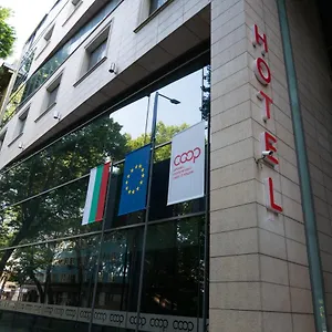 https://hotel-puldin-coop.plovdiv-hotels.com